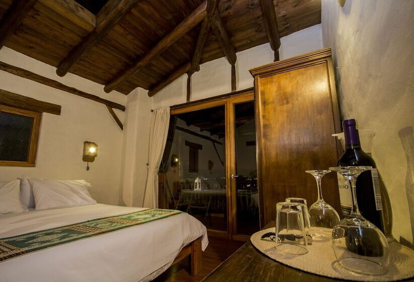 هتل Ilatoa Lodge