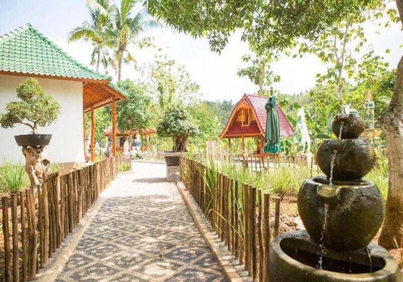 בית מלון כפרי Kubu Reot Taman Asri Villa