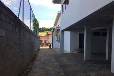 هتل Nueva Posada Inn
