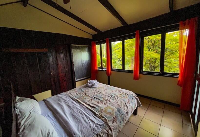 هتل Princesa De La Luna Ecolodge