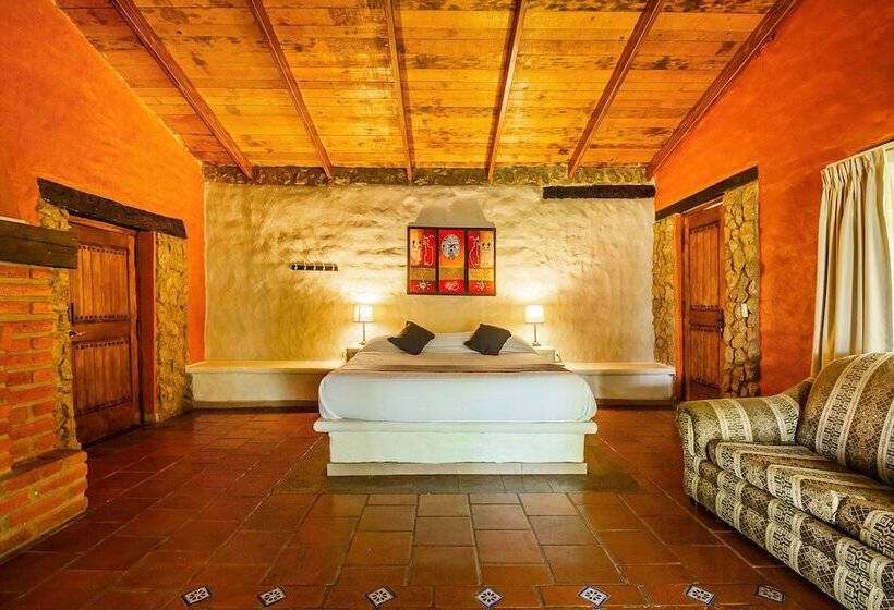 Сельский отель Hacienda Coyotes