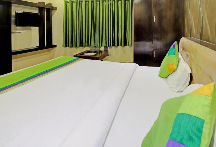 בית מלון כפרי Treebo Archie Regency