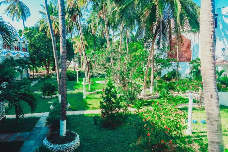 Sai Rock Beach Hotel & Spa