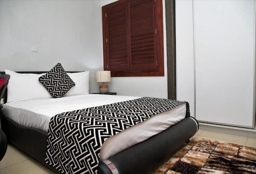 Zircon Hotel Gh