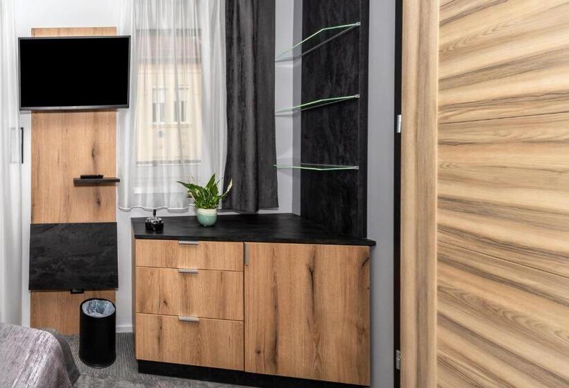 هتل Arany Apartman Miskolc