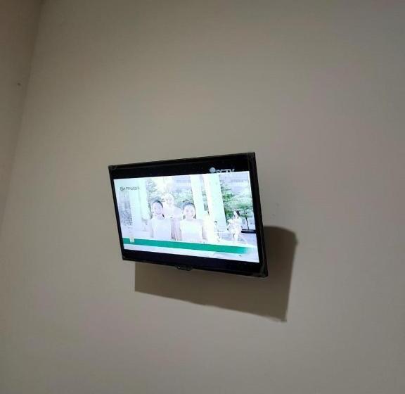 هتل Oyo 90529  Baruga Makassar