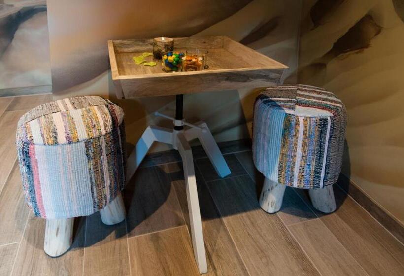 River Lodge Hotel Insolite