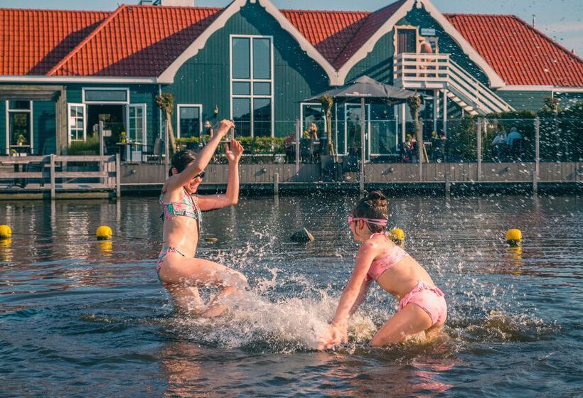 استراحتگاه Europarcs De Rijp