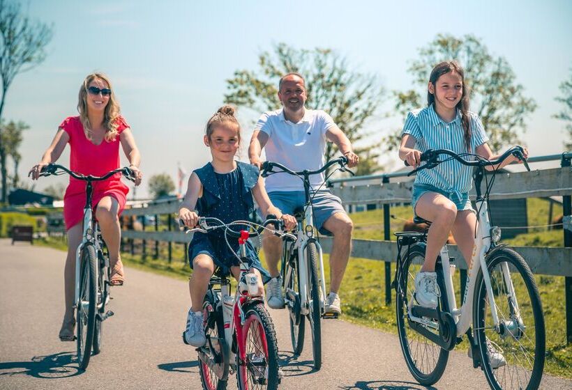 استراحتگاه Europarcs De Rijp