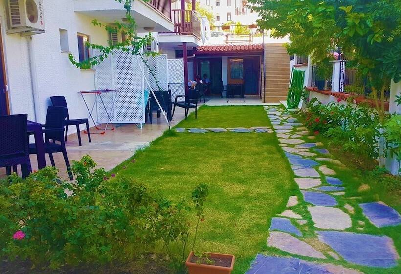 Santo Akyaka Home