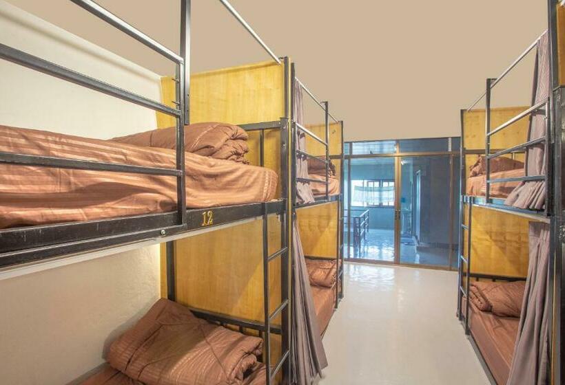 酒店 Oyo 723 Lamphun Hostel