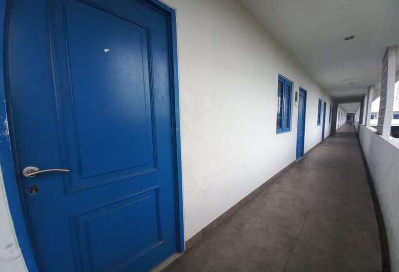 هتل Oyo 90510 Sand S Residence