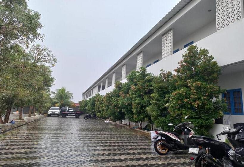 هتل Oyo 90510 Sand S Residence