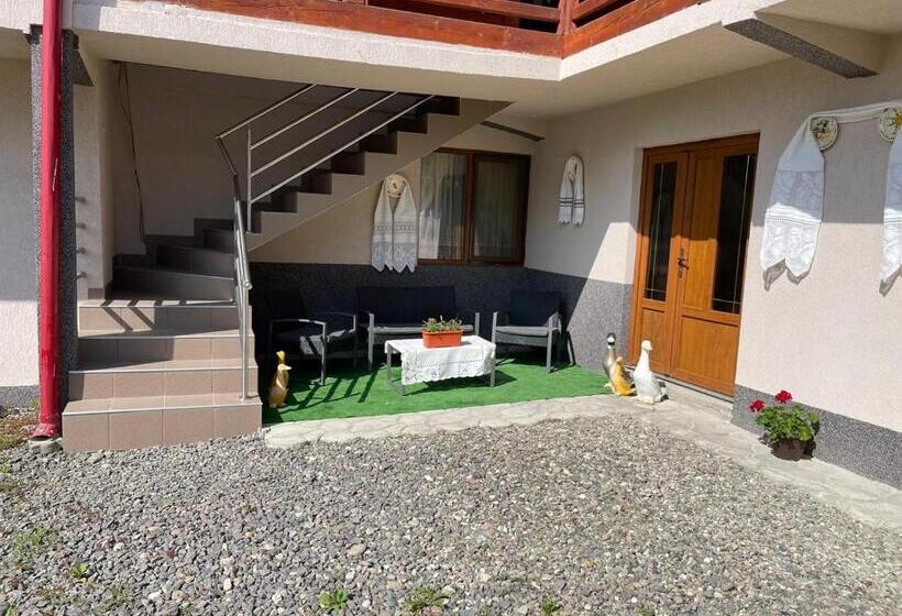 پانسیون Casa Marinca
