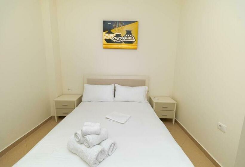 پانسیون Premier Guest House