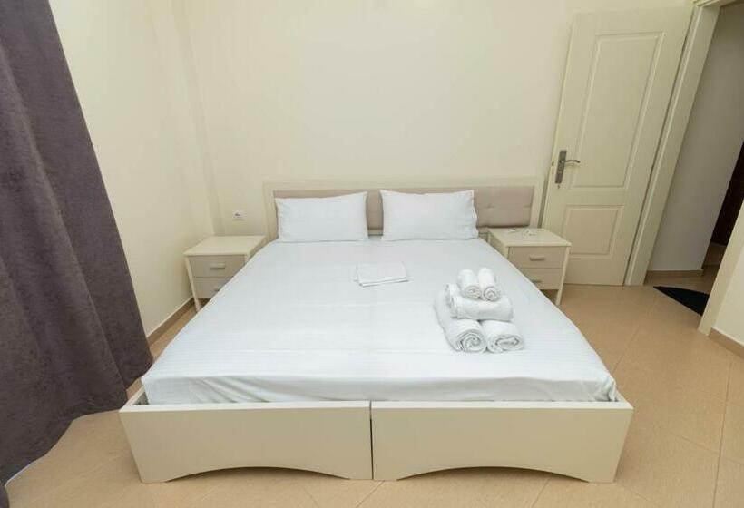 پانسیون Premier Guest House