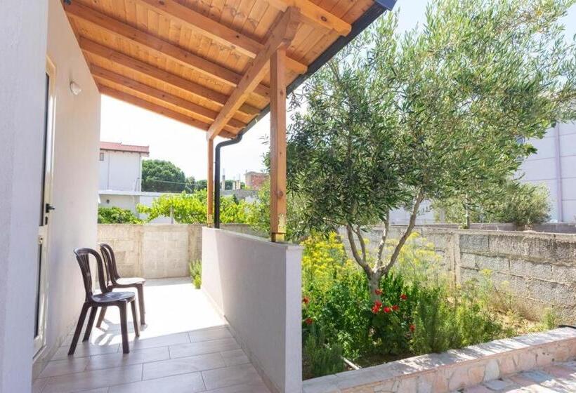 پانسیون Premier Guest House