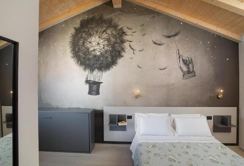 پانسیون Theodore Rooms
