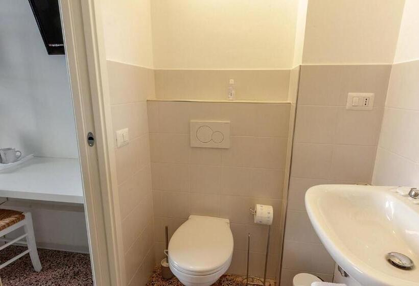 پانسیون Al Borgo Marinaro Guest House