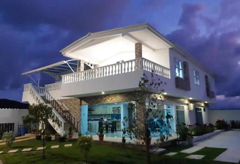 پانسیون Cabaña Villa Carmen