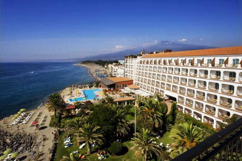 Delta Hotels by Marriott Giardini Naxos