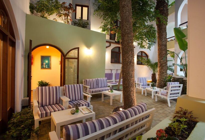 Hotel Alianthos Garden