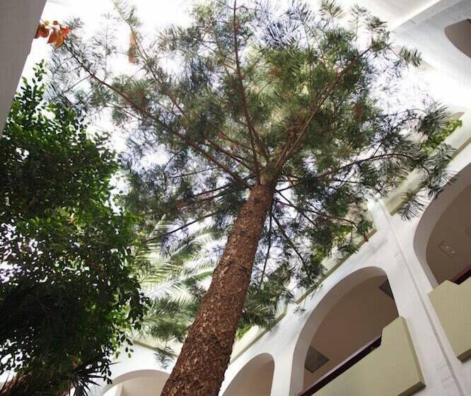 هتل Alianthos Garden