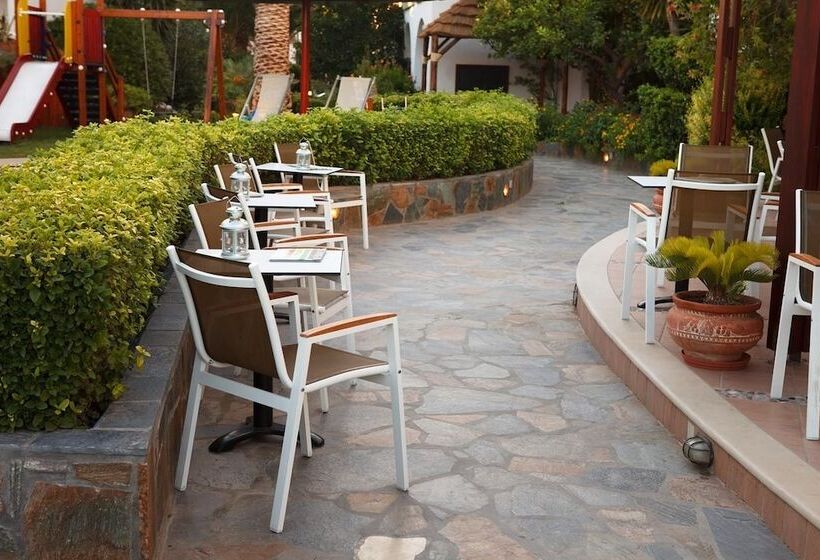 هتل Alianthos Garden