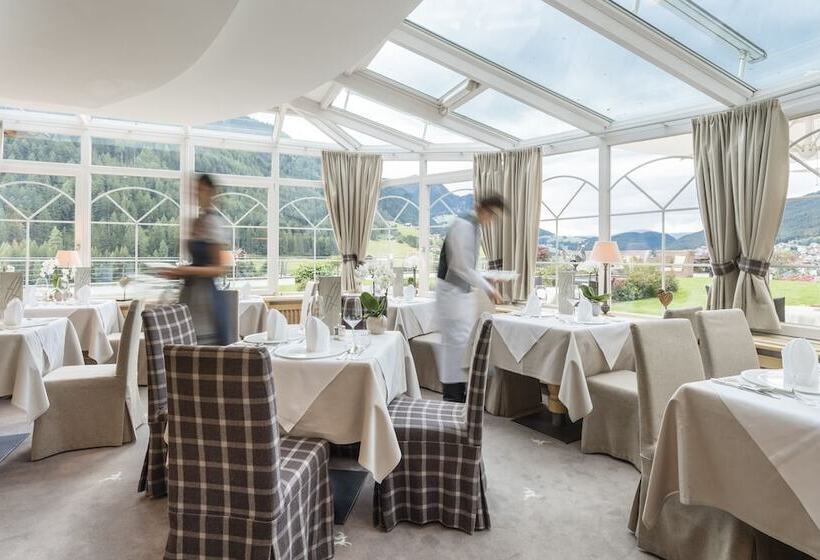 هتل Alpenheim Charming & Spa