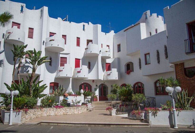 هتل Assinos Palace