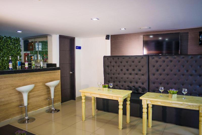 Azor Hotel Cali Versalles