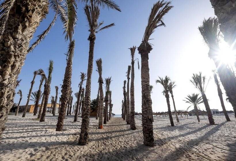 هتل Baya Beach Aqua Park   Family Only
