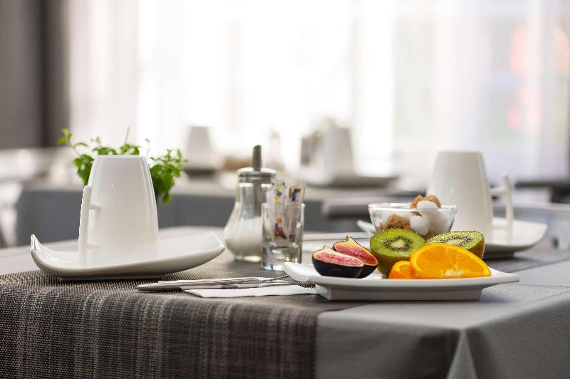 هتل Best Western Le Vinci Loire Valley