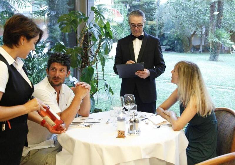 هتل Brione Green Resort