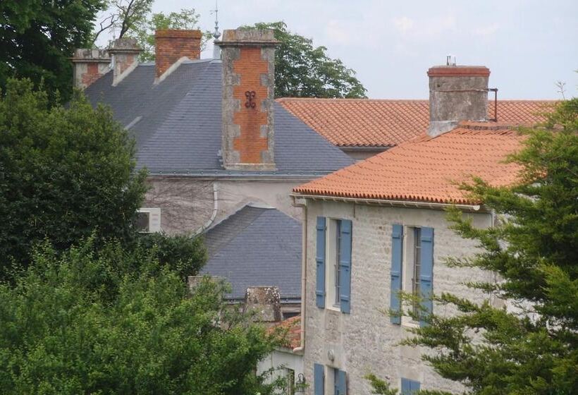 ホテル Château De L Abbaye   Teritoria