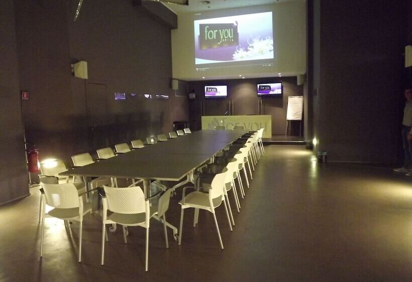 בית מלון כפרי For You