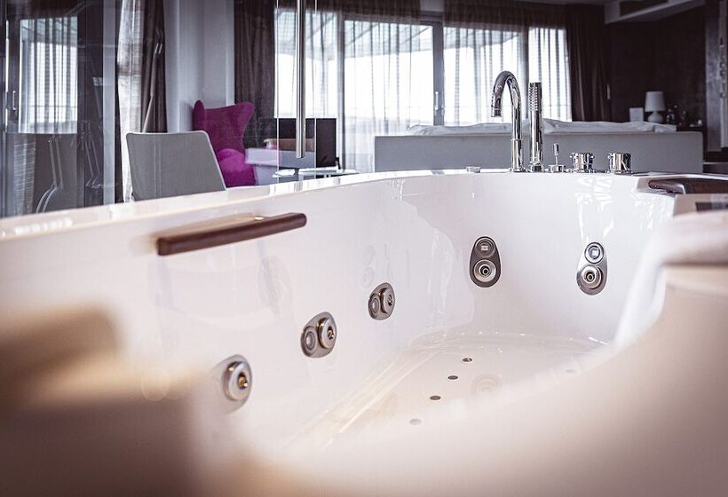 בית מלון כפרי For You