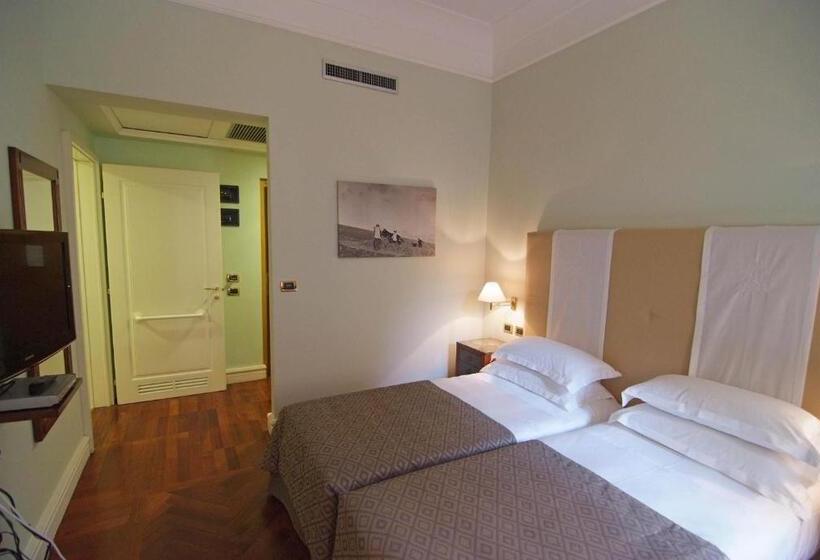 Fotos del hotel Grand Hotel Piazza Borsa:  5