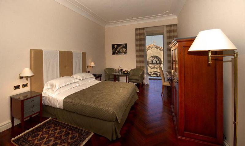 Fotos del hotel Grand Hotel Piazza Borsa:  11