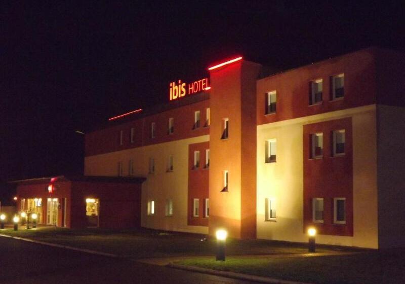 Отель Ibis Albert Pays De Somme