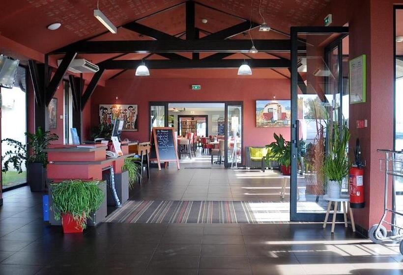 호텔 Ibis Styles Segre