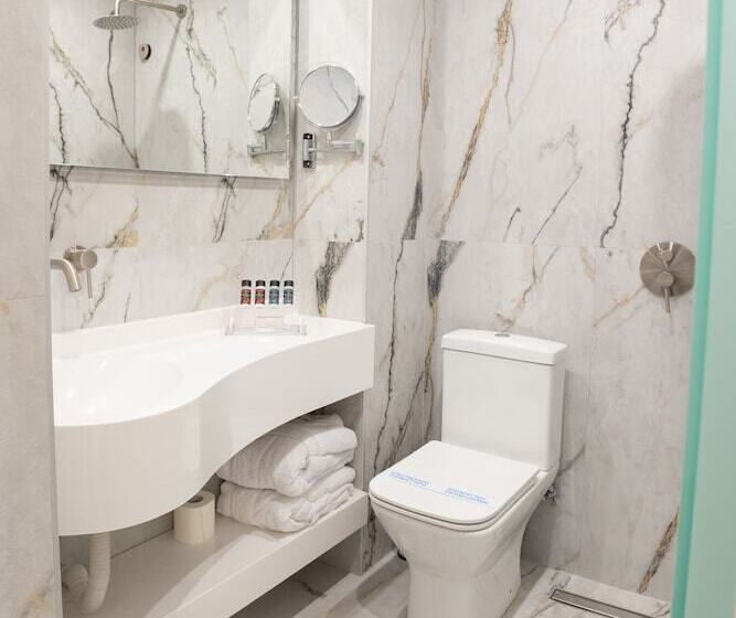 هتل Modern Luxury