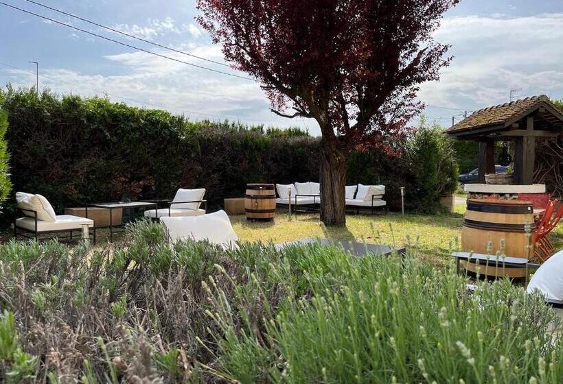 هتل Maison Cabotte