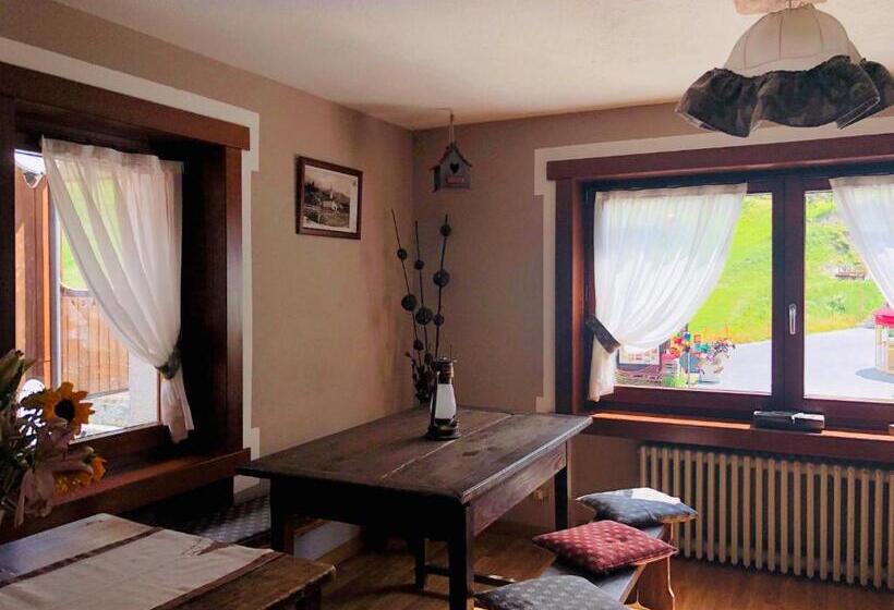 هتل Meuble' Joli