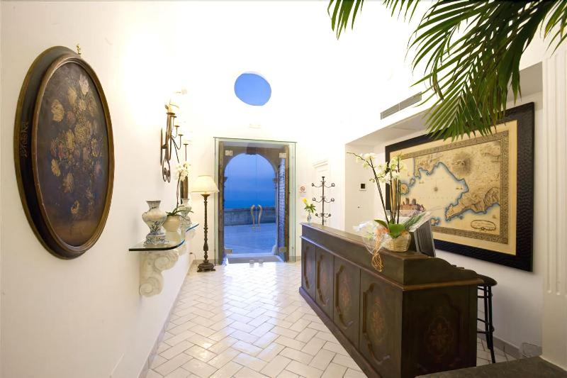 هتل Palazzo Marzoli Charme Resort  Small Luxury