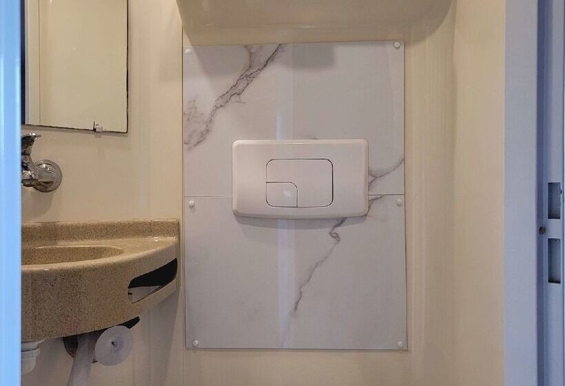 בית מלון כפרי Premiere Classe Metz Nord   Semecourt