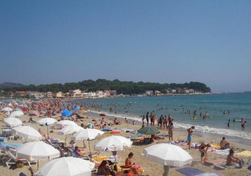 酒店 Premiere Classe Toulon La Seyne Sur Mer