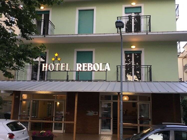 هتل Rebola