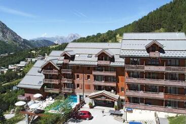 هتل Residence Odalys Le Hameau Et Les Chalets De La Vallee D Or