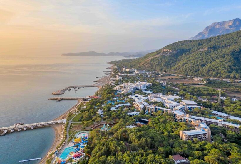 هتل Rixos Sungate, The Land of Legends Access